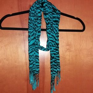 Teal blue zebra stripe thin tassel fringe scarf